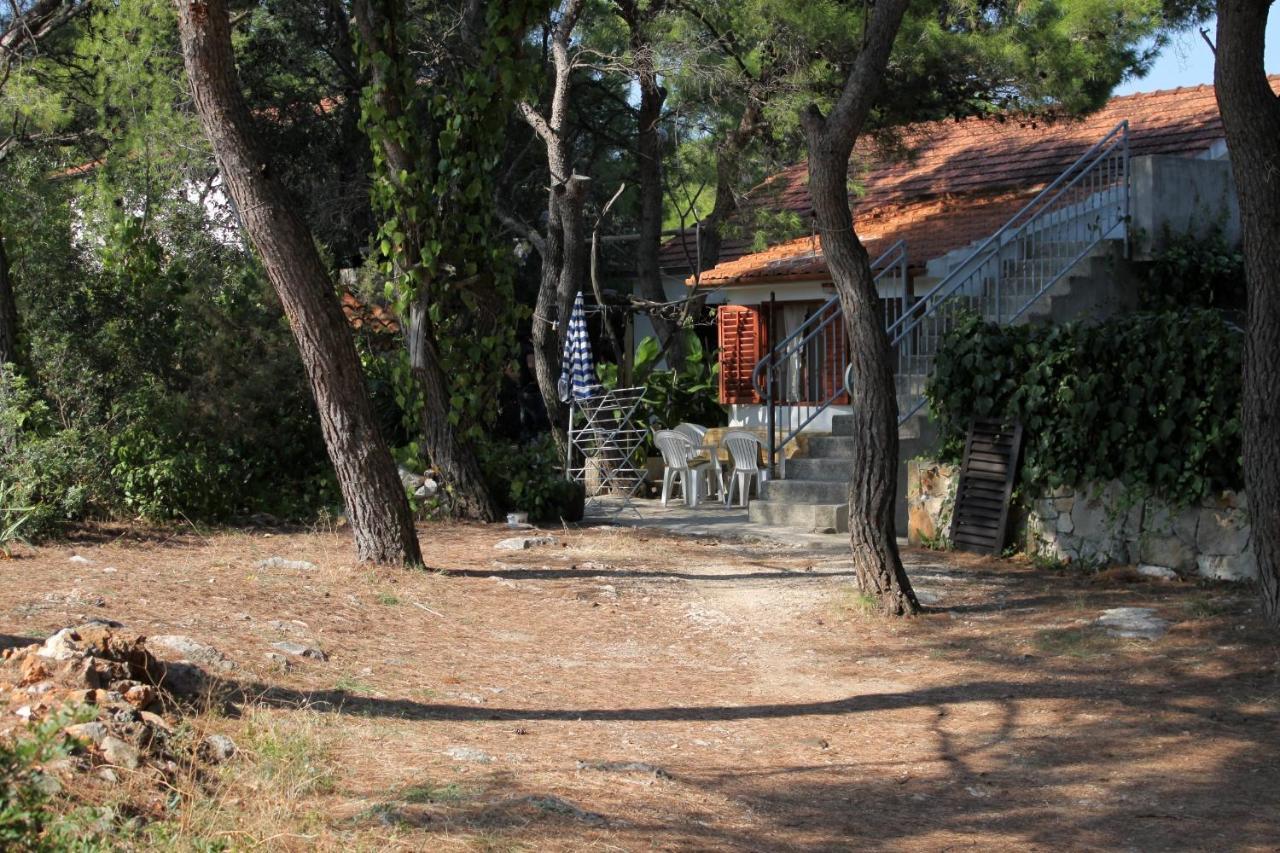 Apartments By The Sea Mudri Dolac, Hvar - 4042 Vrbanj Exterior photo